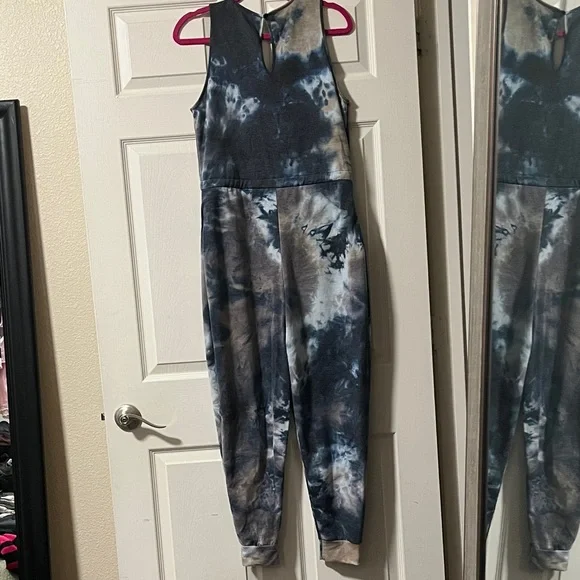 Stylish Tie-Dye Jumpsuit - Picture 2 of 3